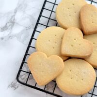 Scottish Shortbread recipe for traditional butter shortbread, cut into circles and love heart biscuits.