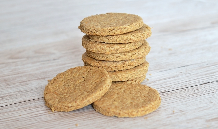 Oatcakes recipe from Baking with Granny.
