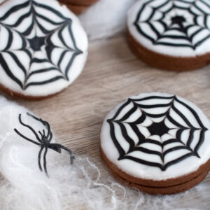 Spider web biscuits recipe from Baking with Granny.