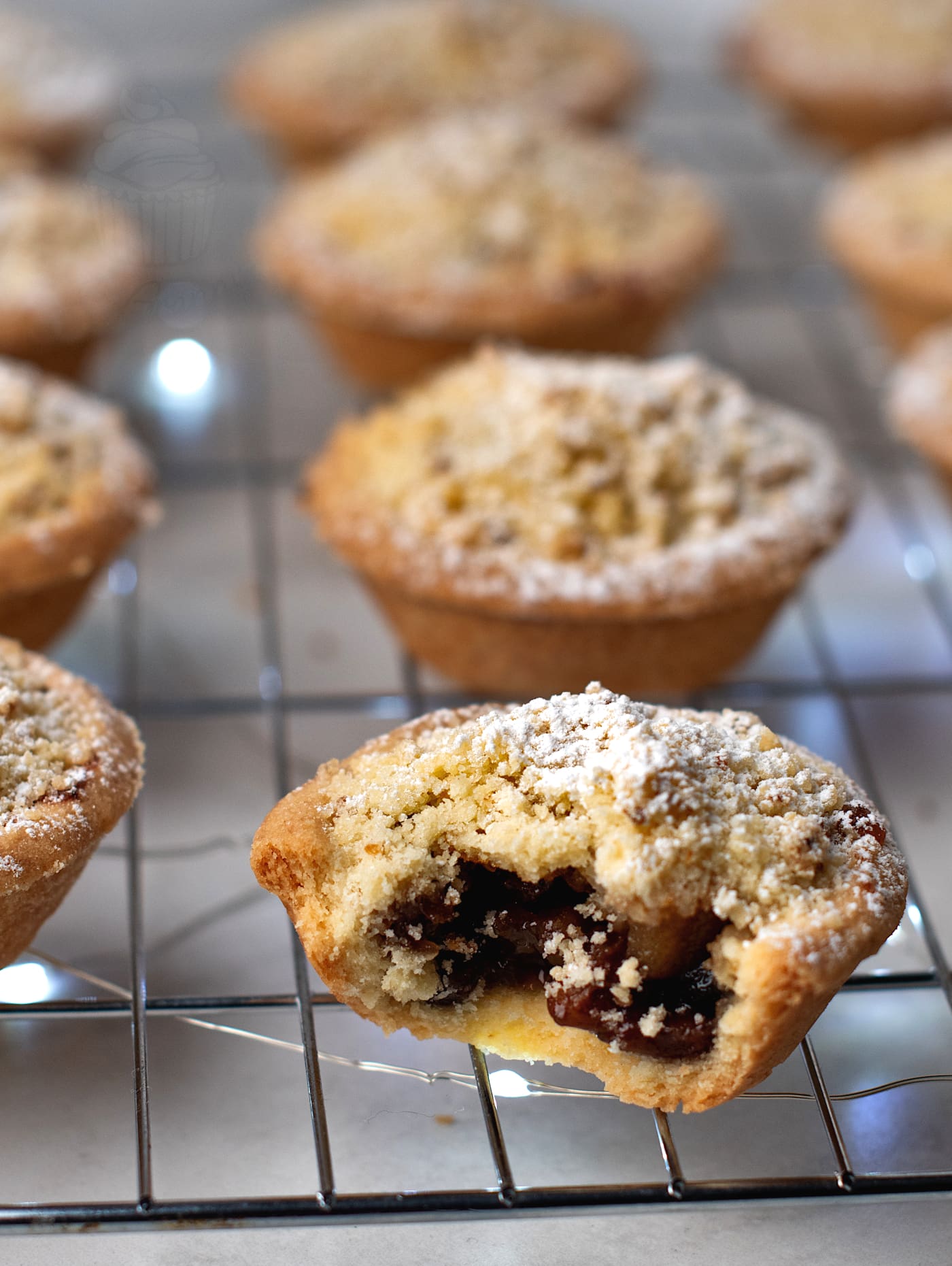 Crumble Topping Mince Pies recipe from Baking with Granny. Traditional mince pies, with shortcrust pastry, mincemeat filling and a crumble topping.